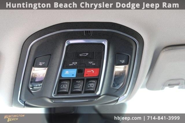 used 2022 Jeep Grand Cherokee car, priced at $29,196