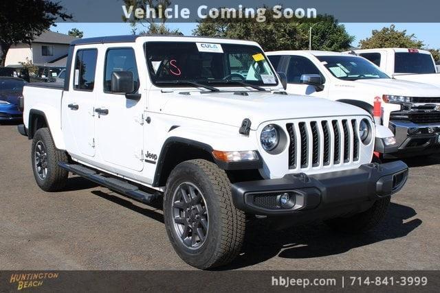 used 2021 Jeep Gladiator car, priced at $30,200