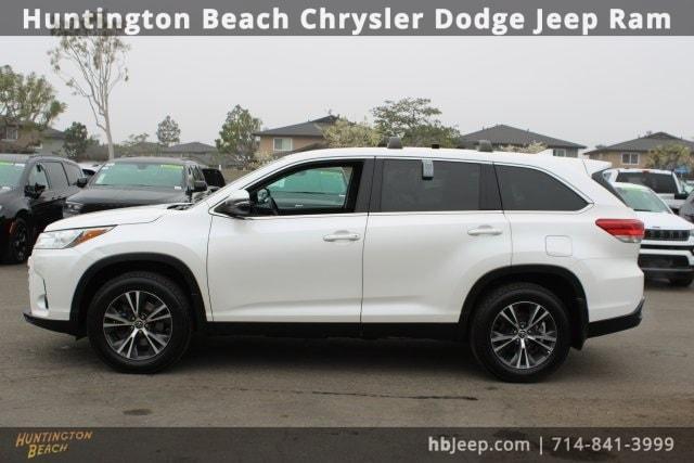 used 2019 Toyota Highlander car, priced at $24,921