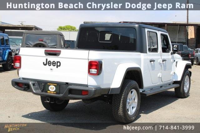 used 2023 Jeep Gladiator car, priced at $26,400