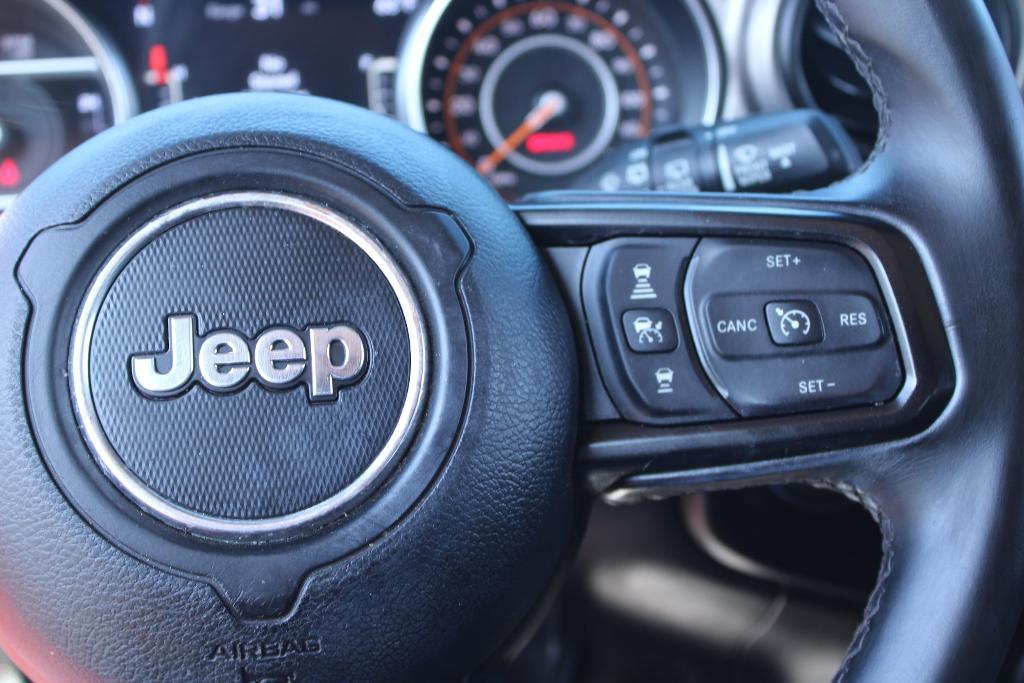 used 2020 Jeep Wrangler Unlimited car, priced at $25,200