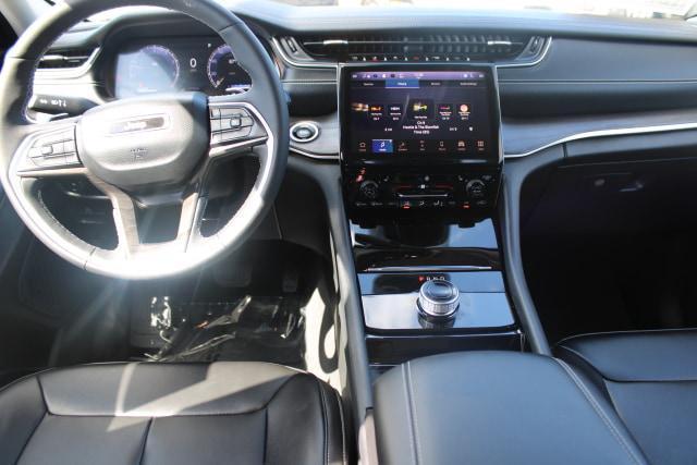 new 2023 Jeep Grand Cherokee car, priced at $32,700