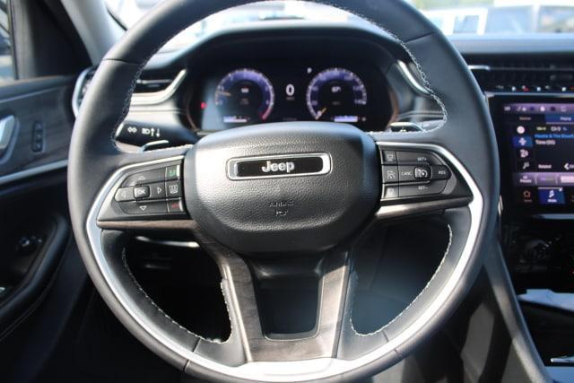 new 2023 Jeep Grand Cherokee car, priced at $33,700