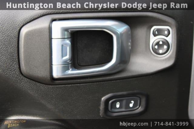 used 2021 Jeep Wrangler Unlimited car, priced at $31,300