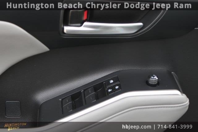 used 2023 Toyota Highlander Hybrid car, priced at $38,729