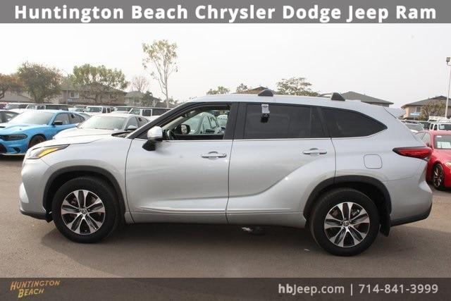 used 2023 Toyota Highlander Hybrid car, priced at $38,729