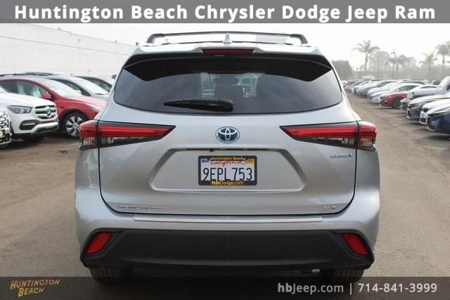 used 2023 Toyota Highlander Hybrid car, priced at $38,729