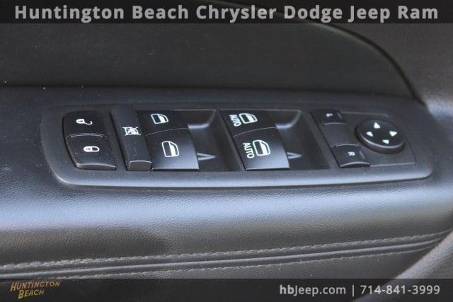 used 2022 Jeep Grand Cherokee WK car, priced at $27,990