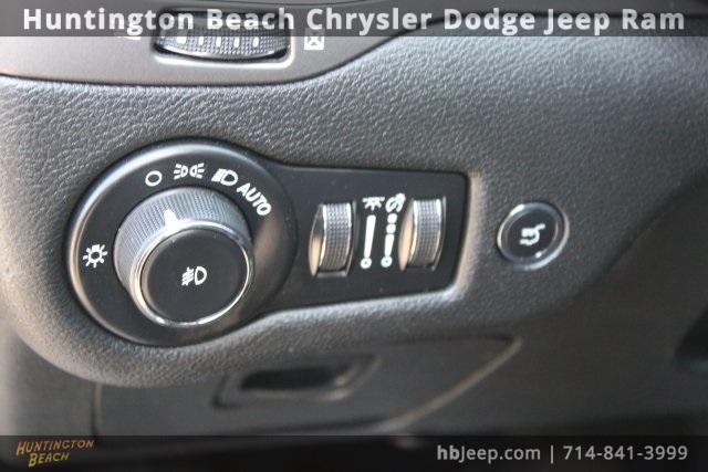 used 2019 Jeep Cherokee car, priced at $17,400