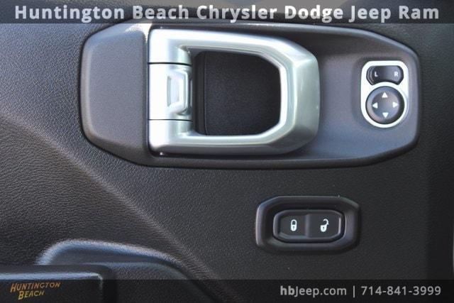 used 2020 Jeep Wrangler Unlimited car, priced at $29,500