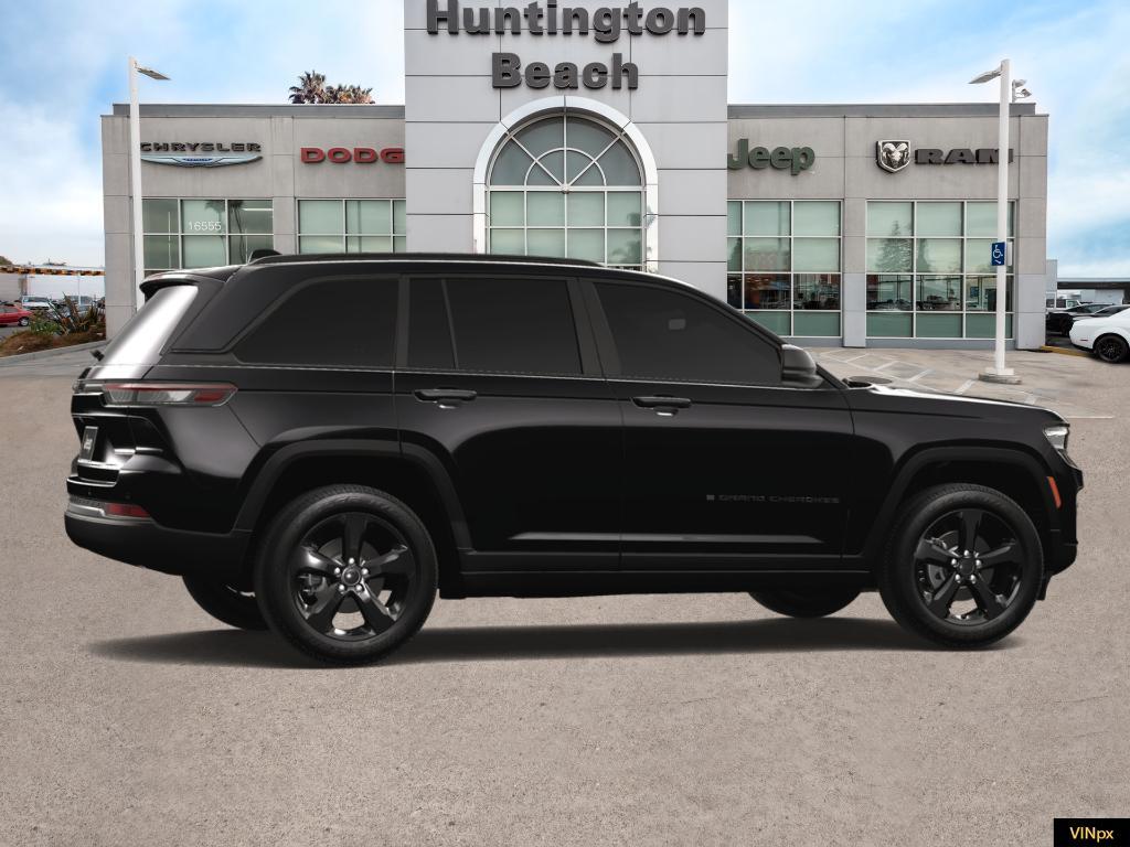 new 2025 Jeep Grand Cherokee car, priced at $38,600