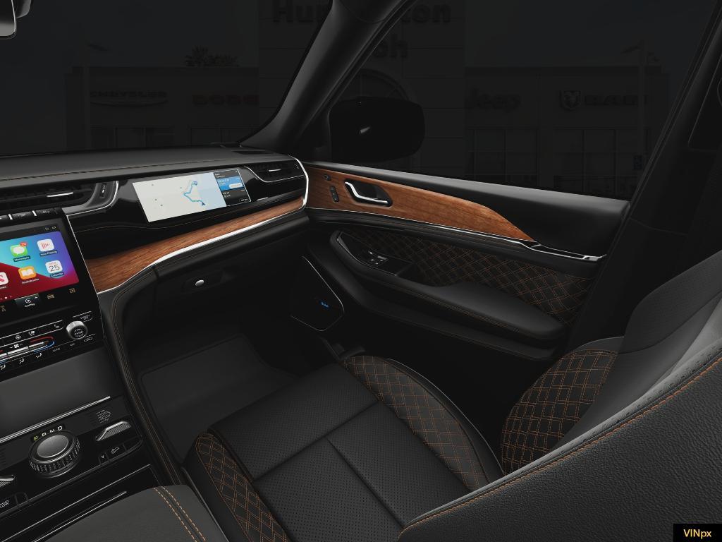 new 2025 Jeep Grand Cherokee car, priced at $58,927