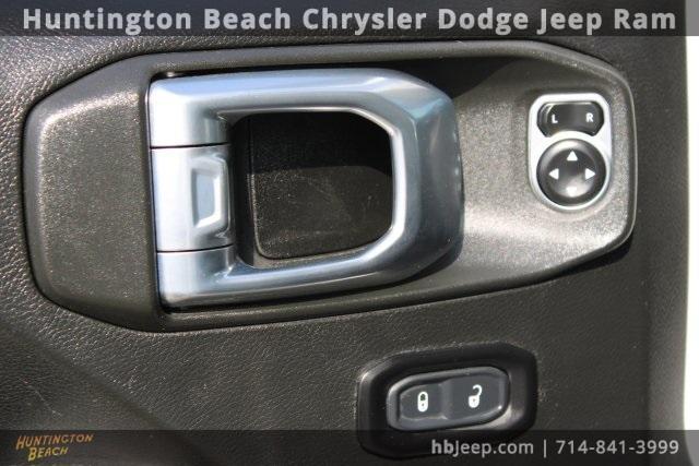 used 2021 Jeep Wrangler Unlimited car, priced at $27,600