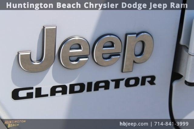 used 2022 Jeep Gladiator car, priced at $28,800