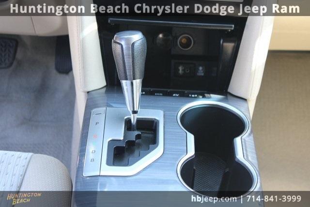 used 2014 Toyota Camry Hybrid car, priced at $11,970