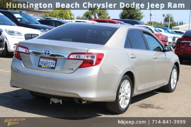 used 2014 Toyota Camry Hybrid car, priced at $11,970