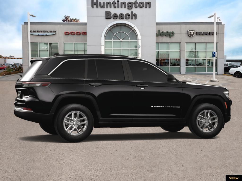 new 2025 Jeep Grand Cherokee car, priced at $37,605