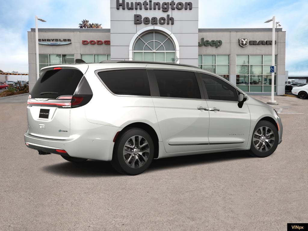 new 2025 Chrysler Pacifica Hybrid car, priced at $39,300