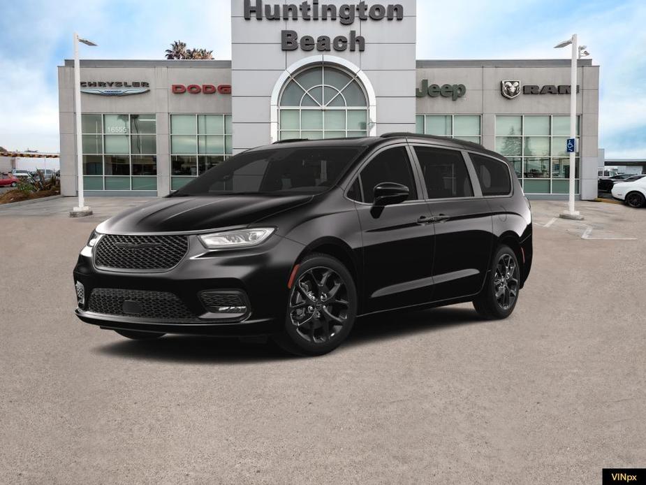 new 2023 Chrysler Pacifica car, priced at $40,600