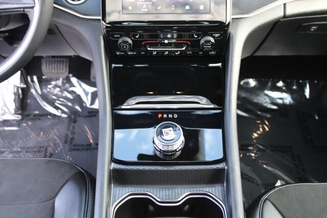 new 2025 Jeep Grand Cherokee car, priced at $31,300
