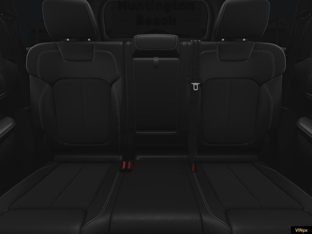 new 2025 Jeep Grand Cherokee car, priced at $35,400