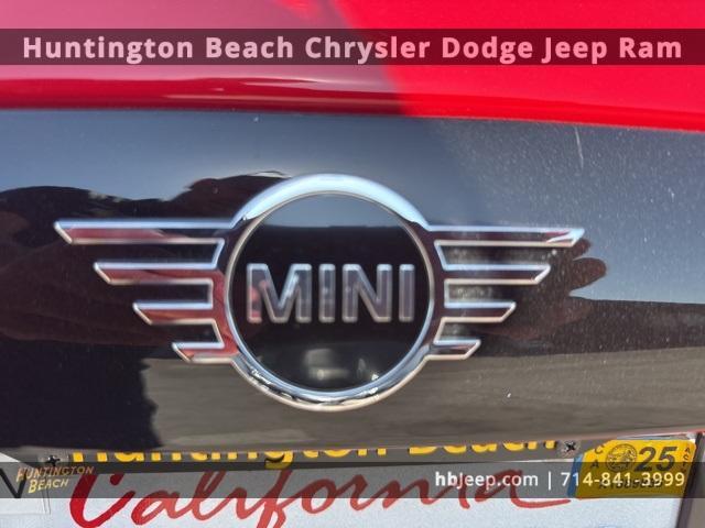 used 2022 MINI SE Hardtop car, priced at $21,990