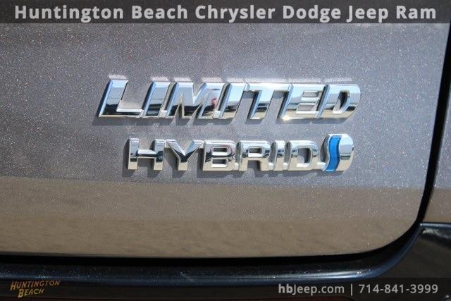 used 2023 Toyota Sienna car, priced at $47,990
