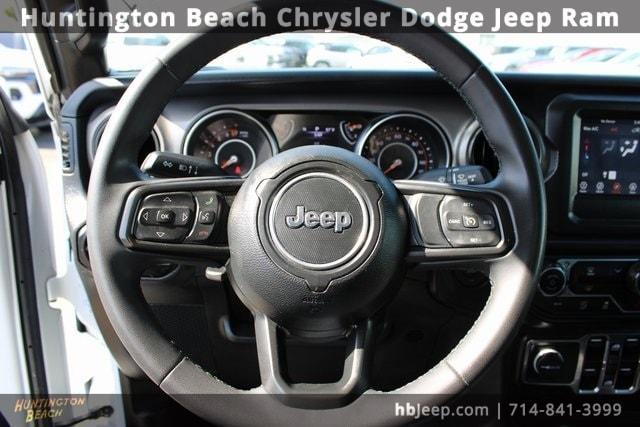 used 2023 Jeep Gladiator car, priced at $23,700