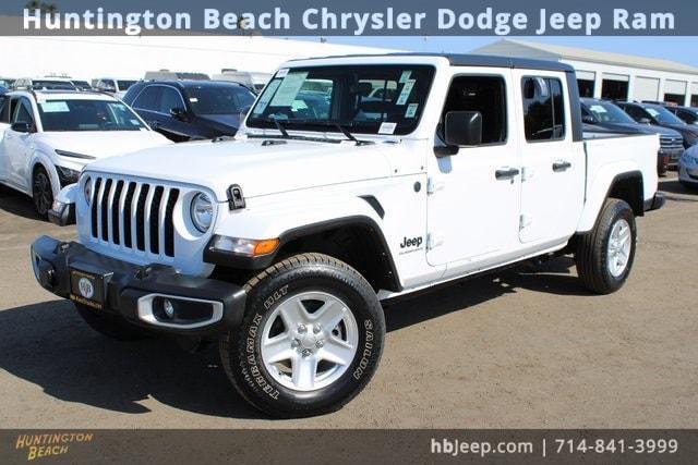 used 2023 Jeep Gladiator car, priced at $23,700