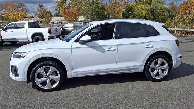 used 2024 Audi Q5 car, priced at $38,990