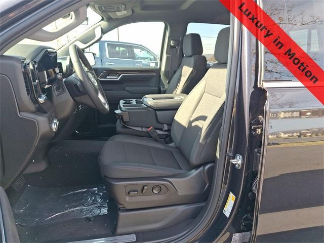new 2025 GMC Sierra 1500 car, priced at $53,350