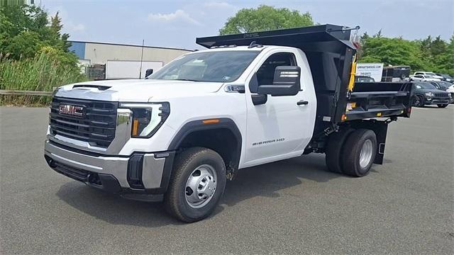 new 2025 GMC Sierra 3500 car, priced at $71,593