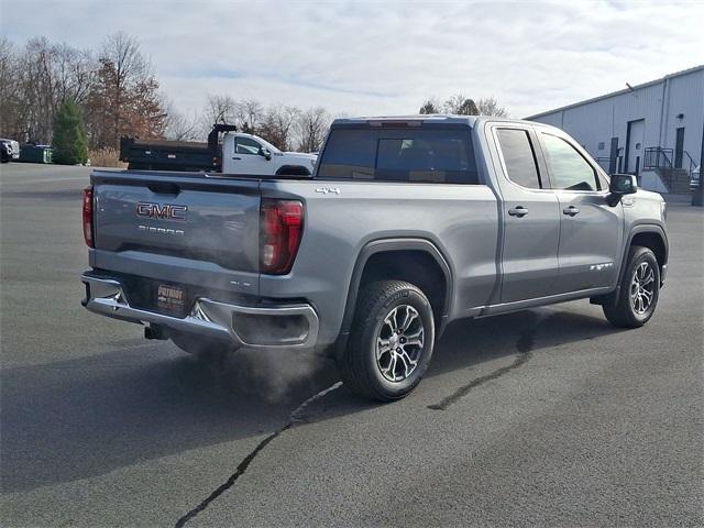 new 2025 GMC Sierra 1500 car, priced at $55,562