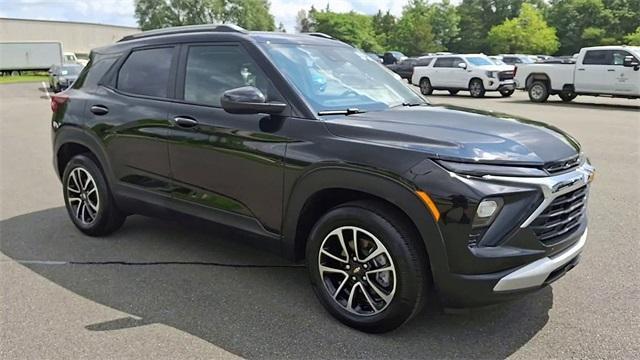 used 2024 Chevrolet TrailBlazer car, priced at $24,998
