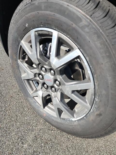 used 2023 GMC Acadia car, priced at $30,998