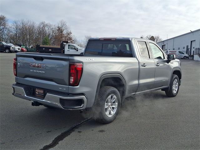 new 2025 GMC Sierra 1500 car, priced at $55,282