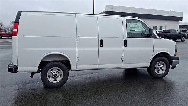 new 2025 GMC Savana 2500 car, priced at $52,637