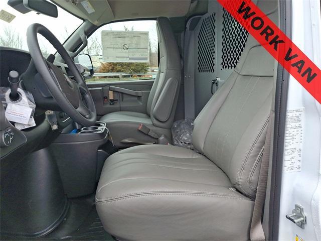 new 2025 GMC Savana 2500 car, priced at $52,637