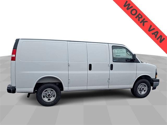 new 2025 GMC Savana 2500 car, priced at $52,637