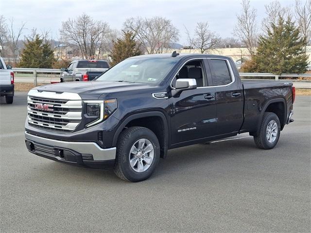 new 2025 GMC Sierra 1500 car, priced at $55,282