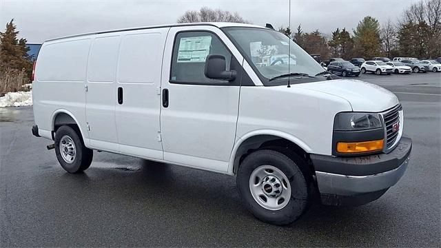 new 2025 GMC Savana 2500 car, priced at $52,637