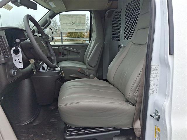 new 2025 GMC Savana 2500 car, priced at $52,637