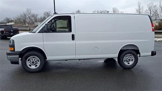 new 2025 GMC Savana 2500 car, priced at $52,637