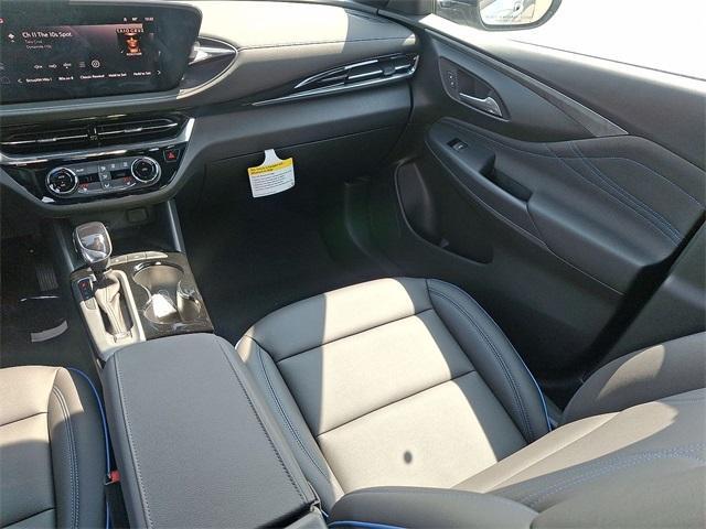 used 2025 Buick Envista car, priced at $30,998