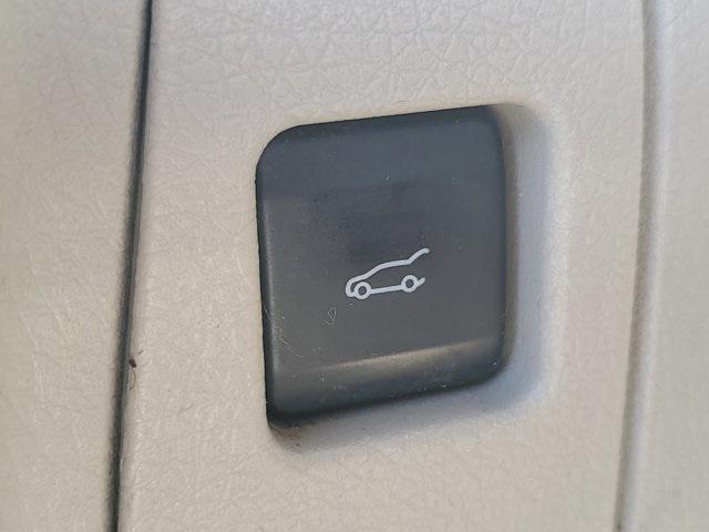 used 2013 Lincoln MKX car, priced at $8,911