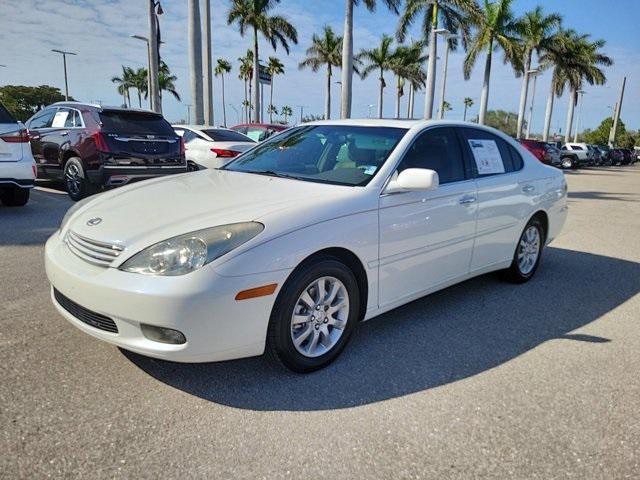 used 2004 Lexus ES 330 car, priced at $8,911