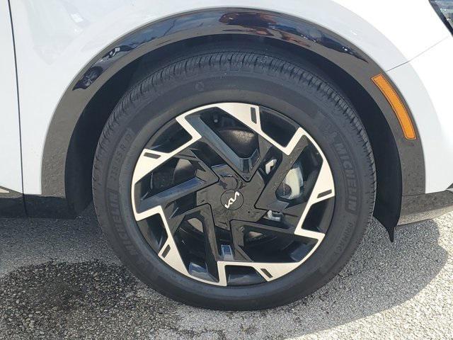 used 2024 Kia Sportage car, priced at $30,990