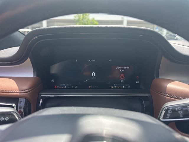 used 2022 Lincoln Nautilus car, priced at $31,498