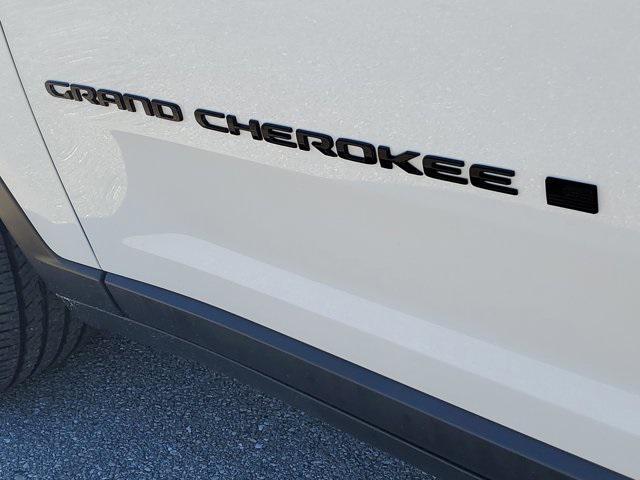 used 2023 Jeep Grand Cherokee car, priced at $32,990