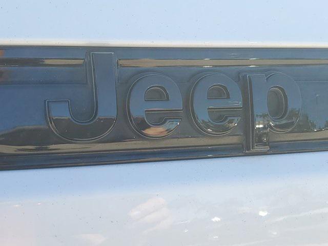 used 2023 Jeep Grand Cherokee car, priced at $32,990